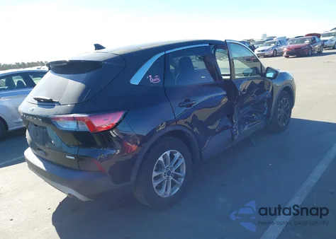 2020 Ford Escape Se z USA, uszkodzony, nr VIN 1FMCU0G6XLUA94411